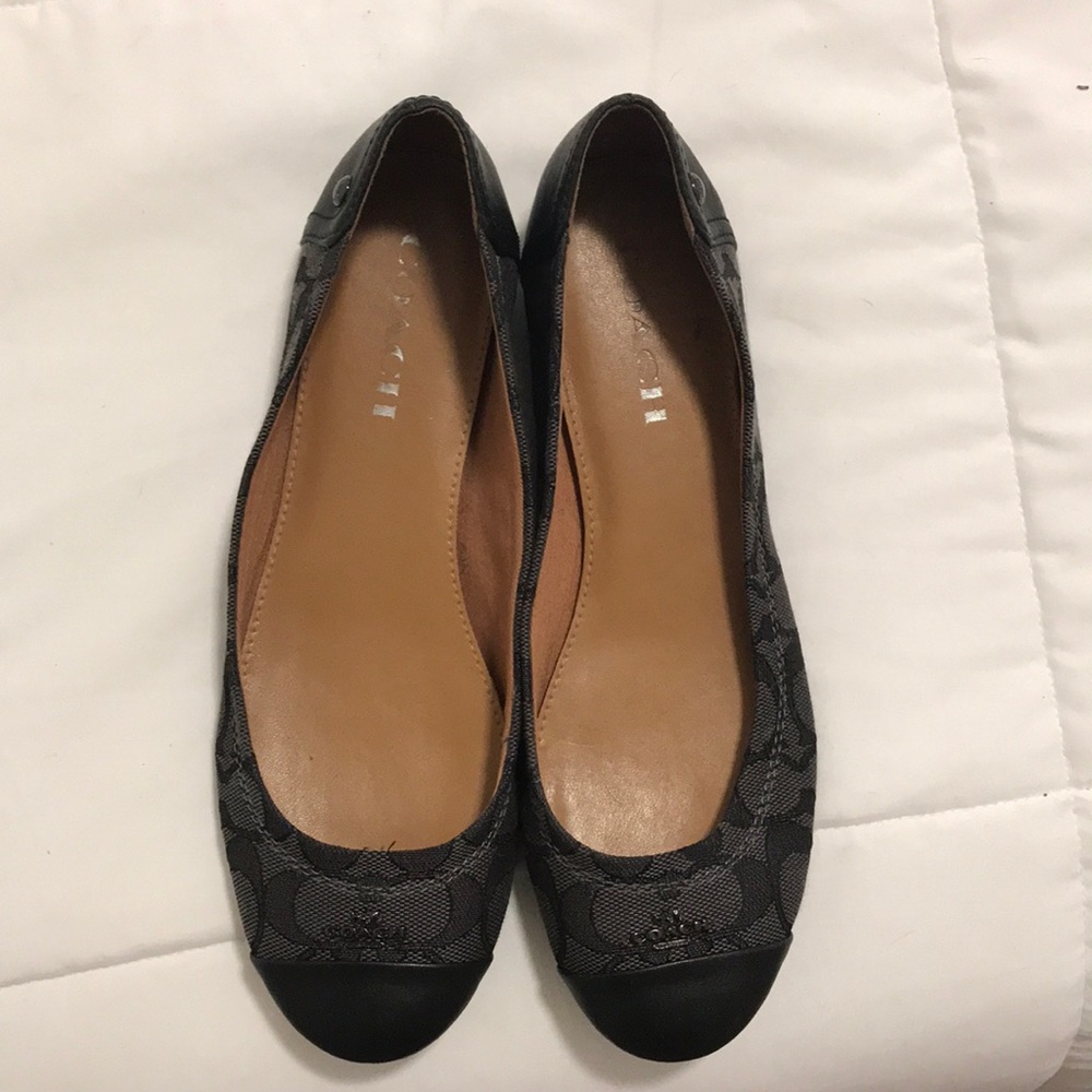 Coach flats